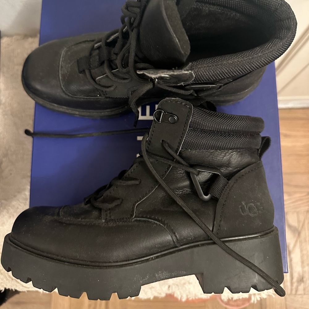 Ugg winter boots
